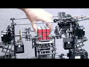 Cube Solver — устройство для сборки Кубика Рубика 